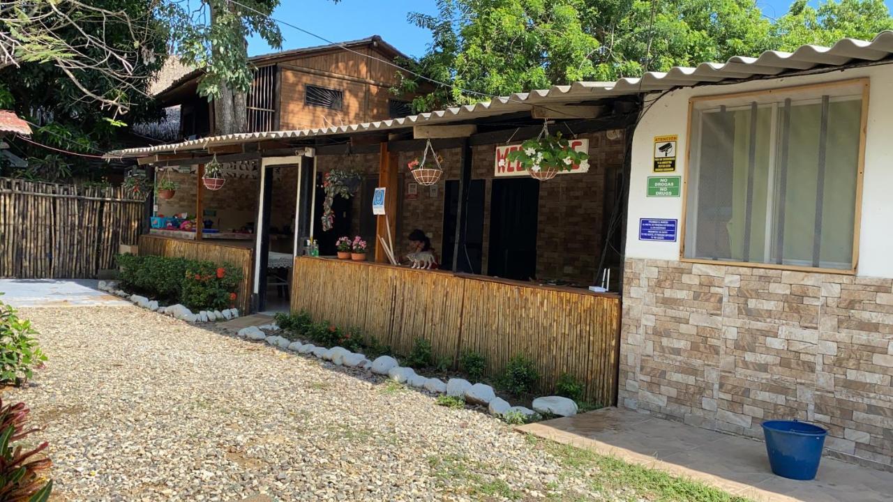 Palomino Hostel Exterior photo